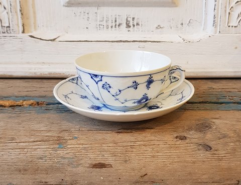 B&G Blue Traditional teacup no. 108