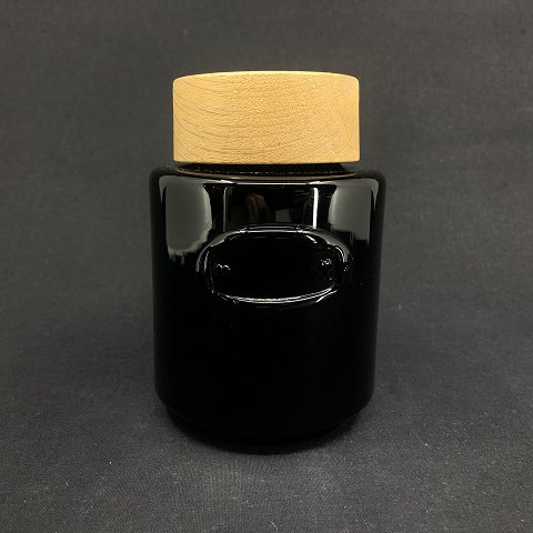 Rare black Palet jar without text
