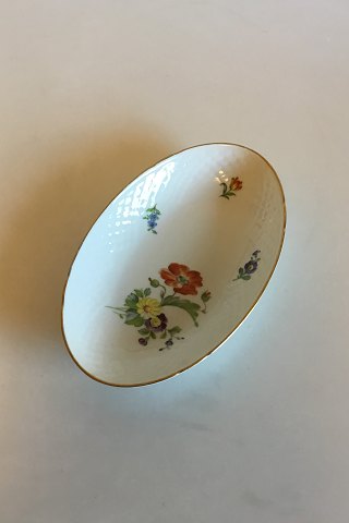 Bing & Grondahl Saxon Flower, Handpainted Oval Dish No 39