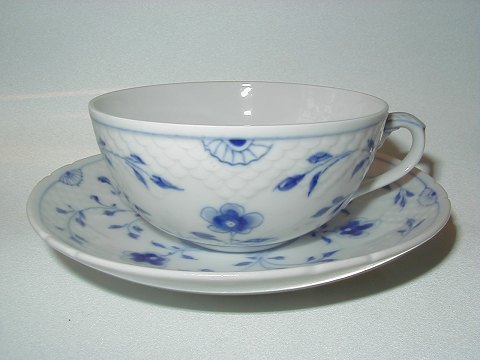 Butterfly, 
Tea cup and saucer.
SOLD