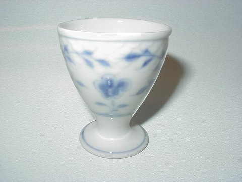 Bing & Grondahl Butterfly, Egg cup.
SOLD