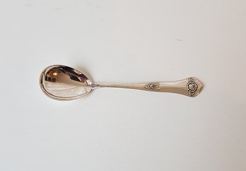 Rose marmalade spoon in silver from 1924