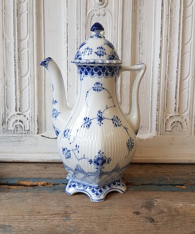 Royal Copenhagen Blue Flutet full lace coffee pot no. 1202