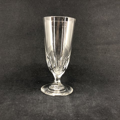 Derby beer glass, 15 cm.
