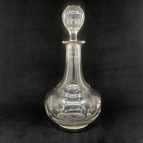 Red wine decanter from Holmegaard
