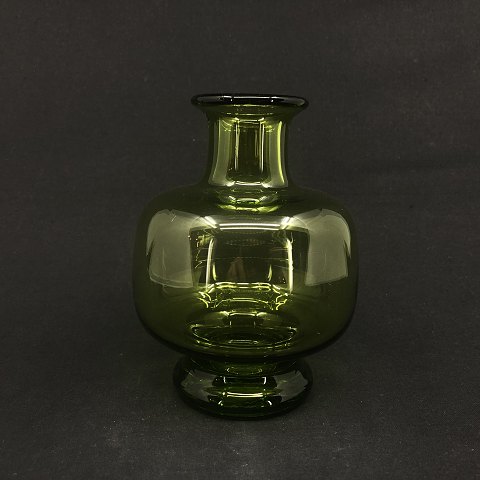 Majgrøn vase af Per Lütken
