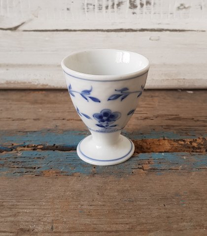 B&G Butterfly egg cup