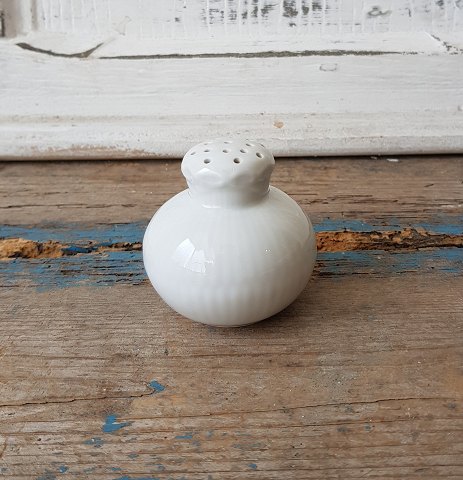 Royal Copenhagen White half lace salt / pepper shaker