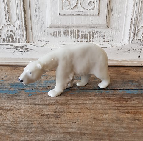 Royal Copenhagen figure - Walking polar bear no. 320