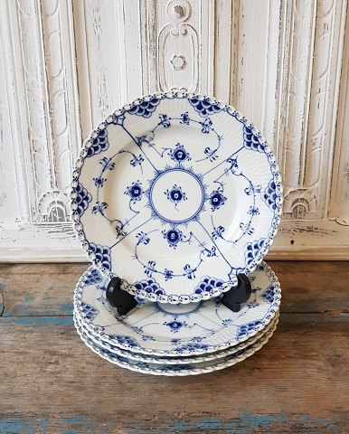 Royal Copenhagen Blue Fluted Full Lace Plate no. 1085 - 23.5 cm.