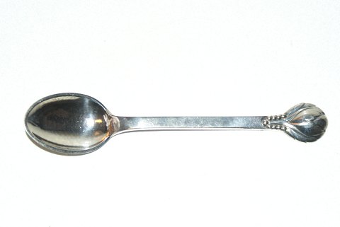 Evald Nielsen Nr. 3 Coffee box / Teaspoon
Length 11.3 cm.
SOLD