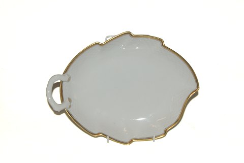 Hartmann Bing and Grondahl leaf shaped dish
Deck No. 199