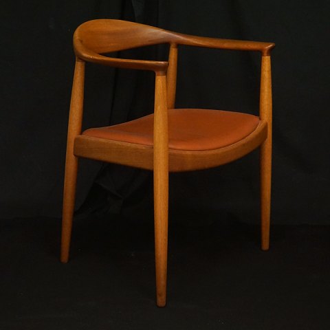 Hans J. Wegner, Denmark: "The Chair" in mahogany. 
PP 503. Produced by PP Møbler, Denmark