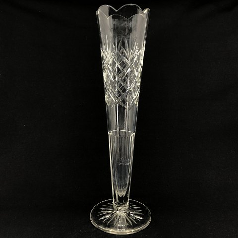 Nice pointy vase from the 1910