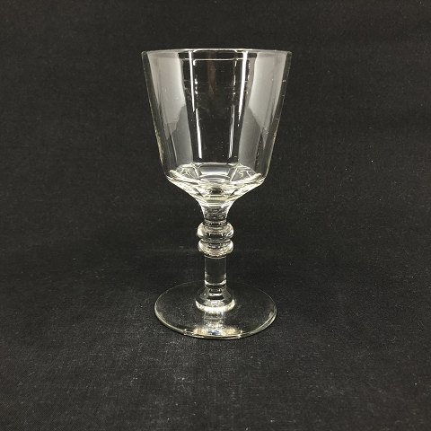 Georg red wine glass from Holmegaard
