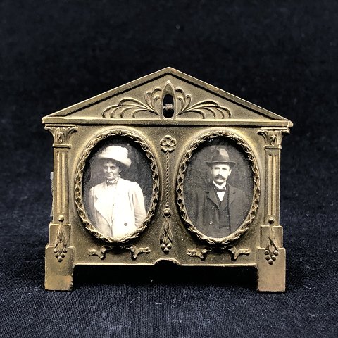 Art nouveau picture frame
