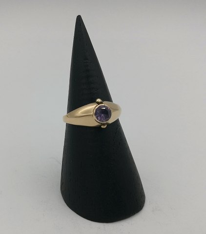 14k guldring m. topas, str. 53