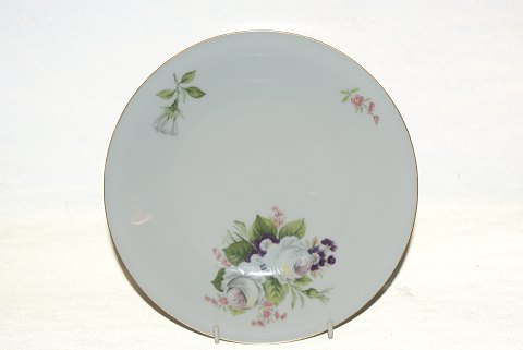 Paris with gold Bing & Grondahl lunch plate
Deck No. 326
Measures 21.5 cm
SOLD