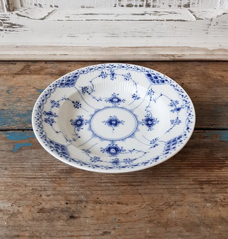 Royal Copenhagen Blue Fluted Half Lace Small Deep Plate no. 569, 14 cm.