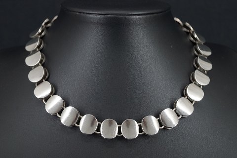 Georg Jensen, Nanna Ditzel; A necklace of sterling silver #124