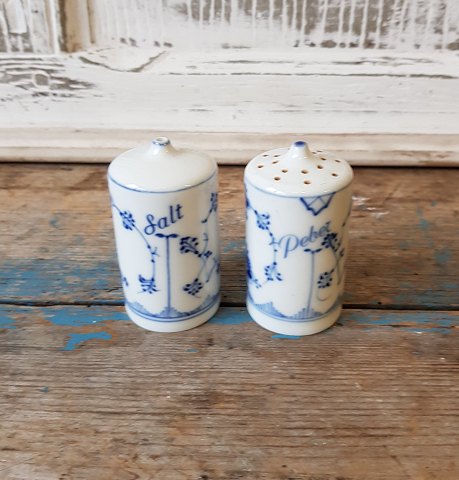 B&G Blue Traditional Hotel porcelain salt & pepper set