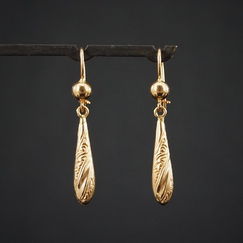 Earrings of 18k gold