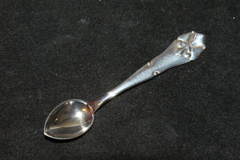 Coffee spoon / Teaspoon French Lily silverLength about 12 cm.