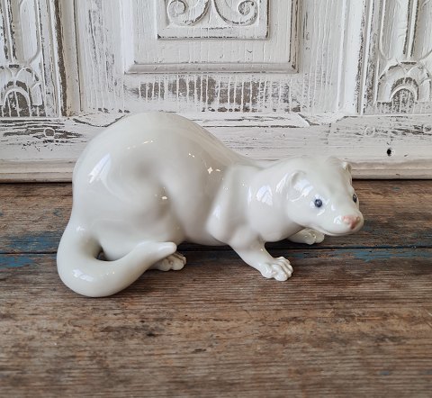 Royal Copenhagen Figure - White mink no. 4654