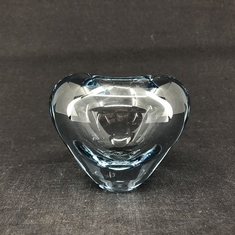 Aquablå hjertevase fra Holmegaard
