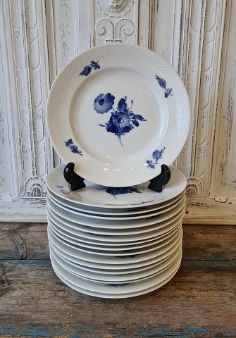 Royal Copenhagen Blue Flower small dinner plate no. 8096 - 23 cm