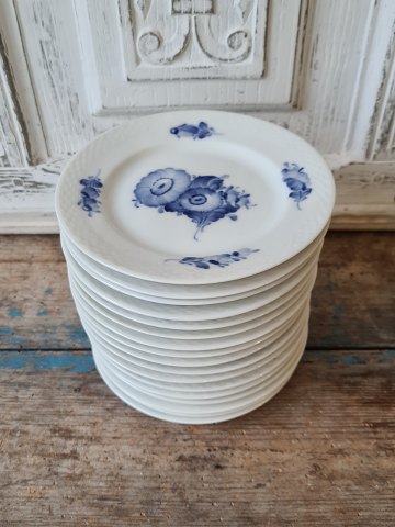 Royal Copenhagen Blue Flower small cake plate no. 8091 14.5 cm.