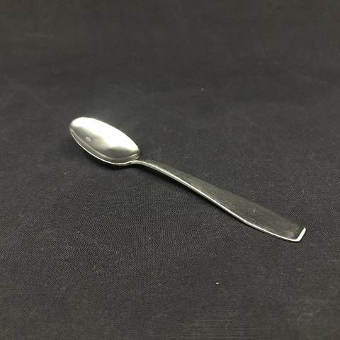 Plata tea spoon by Georg Jensen
