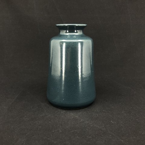 Blå vase fra L. Hjorth
