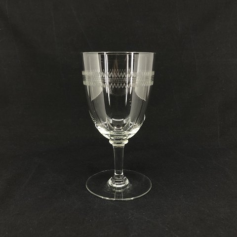 Gade red wine glass with decor
