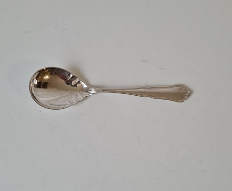 Rita small serving spoon in silver 14 cm.