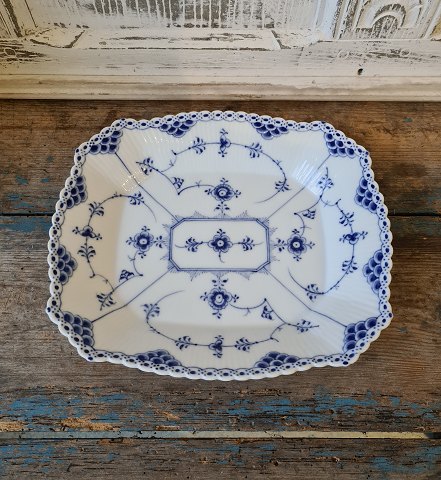 Royal Copenhagen Blue Fluted half lace bread dish no. 655