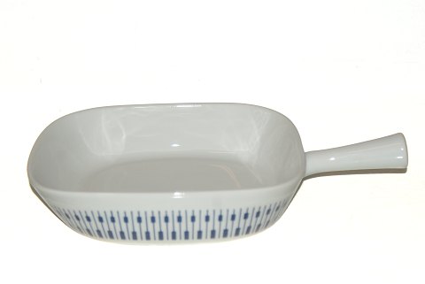 Danild 64 Tangent, pande
Lyngby Porcelæn, Ildfast
Størrelse 20 cm.i dia
SOLGT