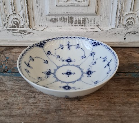 Royal Copenhagen Blue Fluted half-lace salad dish No 512 - factory third