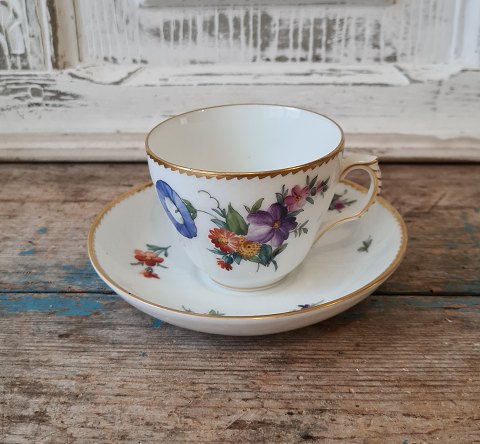 Royal Copenhagen Full Saxon Flower coffee cup no. 1800