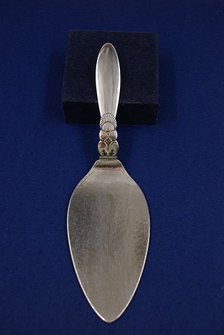 Cactus Georg Jensen Danish silver flatware, large serving part 21.5cm all of 
silver