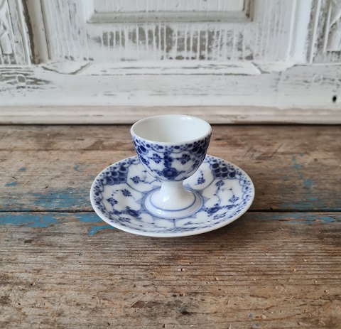 Royal Copenhagen Blue Fluted half lace eeg cup no. 543