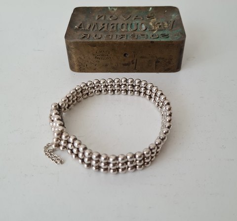 Vintage armbånd i sølv perler af John Lauritzen