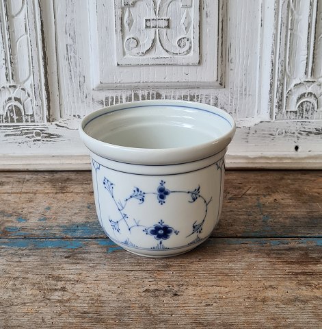 B&G Blue-painted flowerpot no. 668