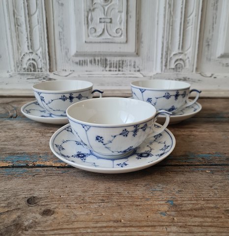 Royal Copenhagen Blue Fluted fluted large teacup no. 315