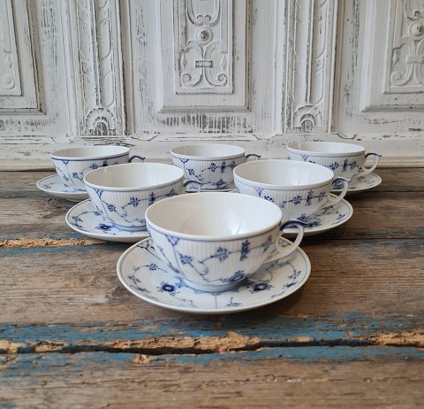 Royal Copenhagen Blue Fluted large teacup No. 315, Factory second