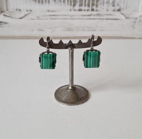 Vintage earrings in silver and malachite