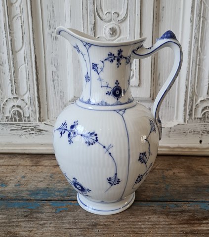 Royal Copenhagen Blue Fluted chocolate jug No. 482