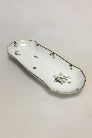 Royal Copenhagen Daisy and Coltsfoot Oblong Dish No 9442