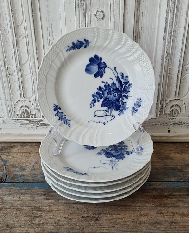 Royal Copenhagen Blue Flower lunch plate no. 1624 - 20 cm.