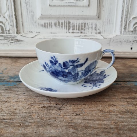 Royal Copenhagen Blue Flower large morning cup / office cup no. 1550